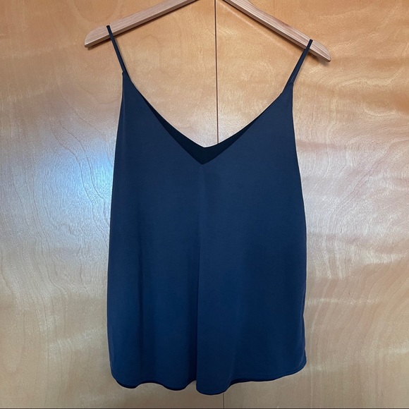 Aritzia Talula Tank - Picture 5 of 7